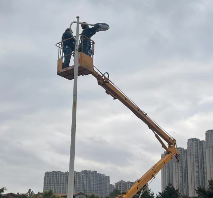 冠航升降平台车